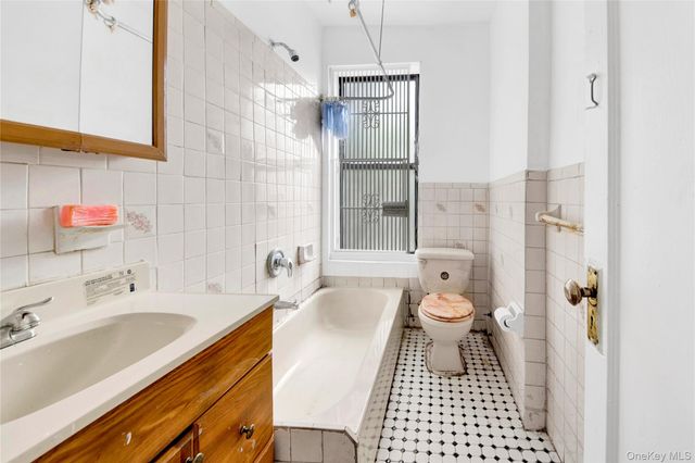 823 E 147th Street 3, Bronx, NY 10455