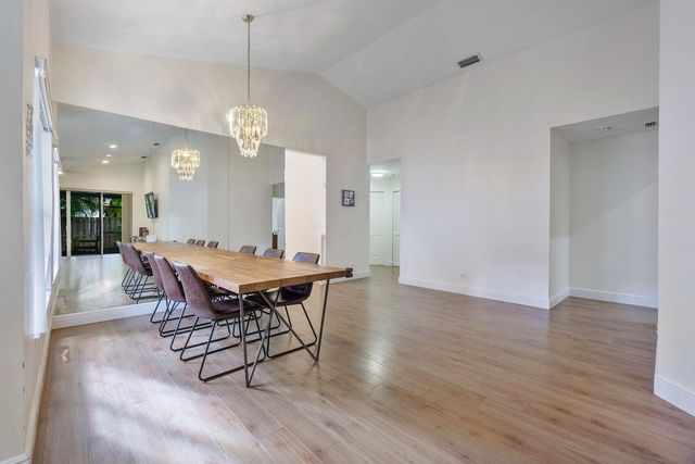 6165 NW 77th Place, Parkland, FL 33067
