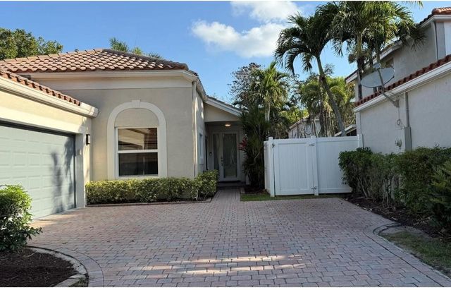 6165 NW 77th Place, Parkland, FL 33067