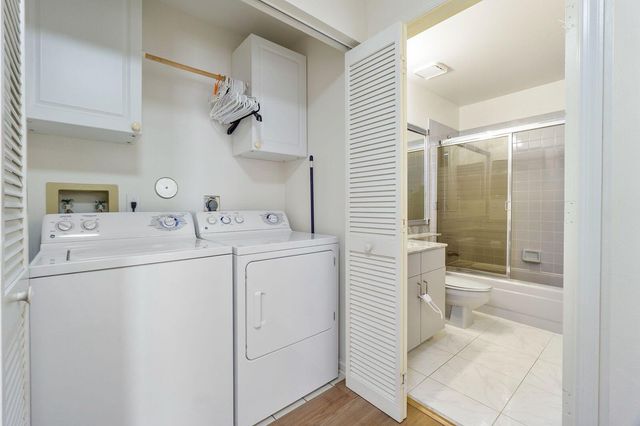6165 NW 77th Place, Parkland, FL 33067