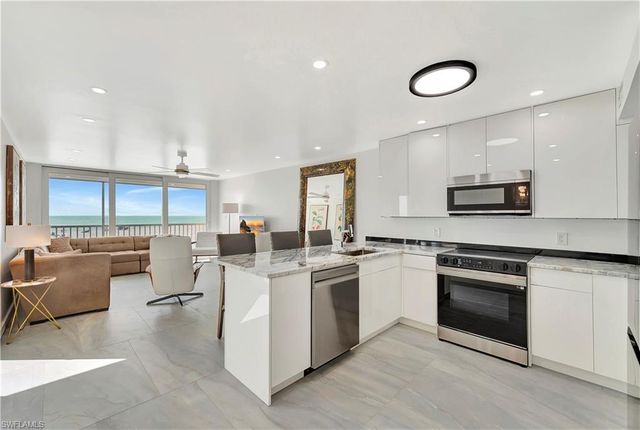 25850 Hickory BLVD 109, Bonita Springs, FL 34134