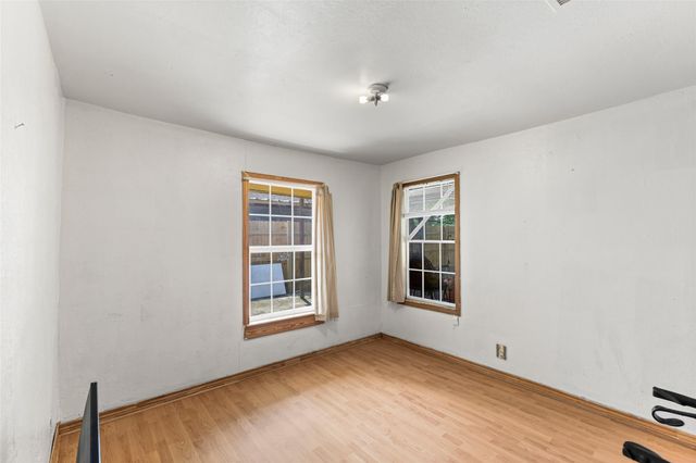 211 Crescent Drive, Pasadena, TX 77506