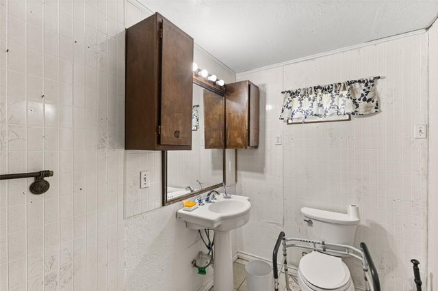 211 Crescent Drive, Pasadena, TX 77506