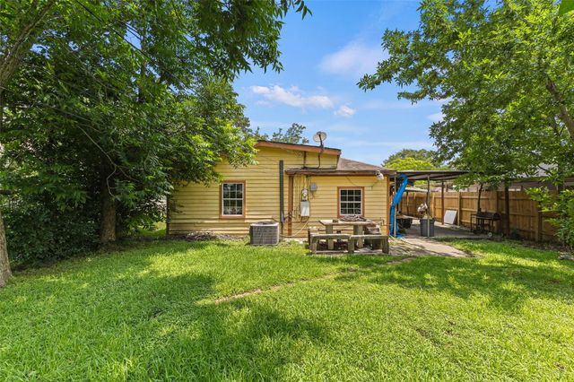 211 Crescent Drive, Pasadena, TX 77506