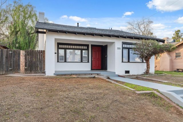 555 N Harrison Avenue, Fresno, CA 93728