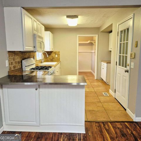 4082 Yeager Road, Douglasville, GA 30135