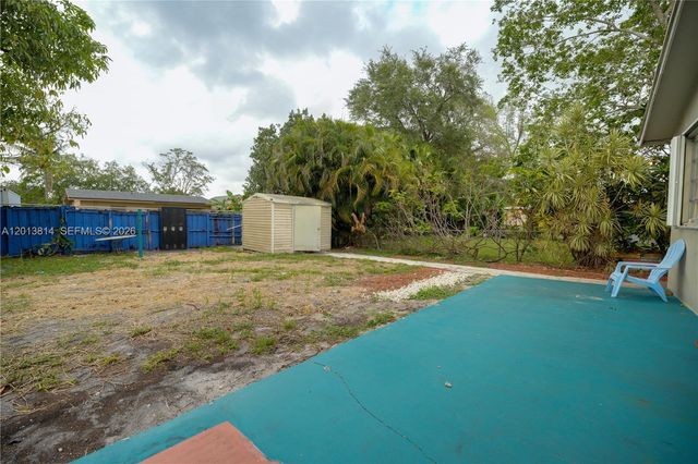 5825 Buchanan St 1, Hollywood, FL 33021