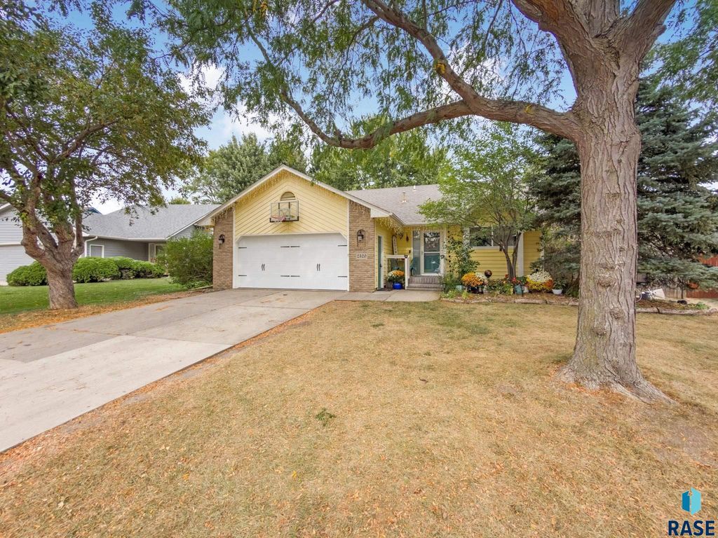 2520 S Alpine Ave Avenue, Sioux Falls, SD 57110