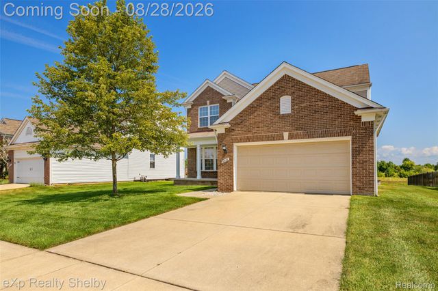 56626 Leeds Lane, Macomb Township, MI 48042