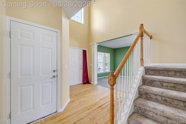 56626 Leeds Lane, Macomb Township, MI 48042