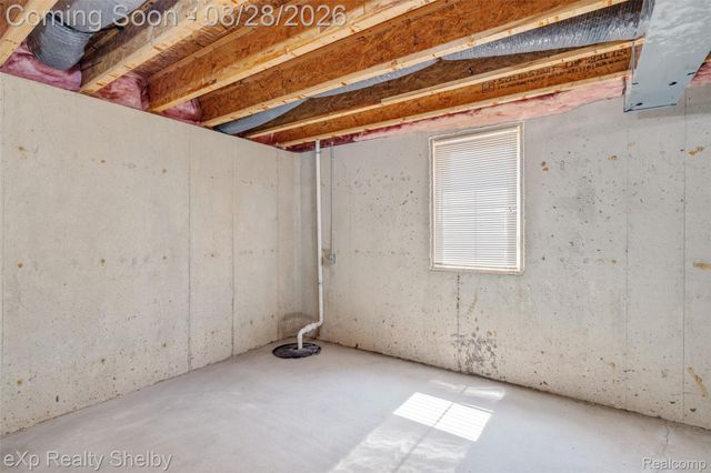 56626 Leeds Lane, Macomb Township, MI 48042