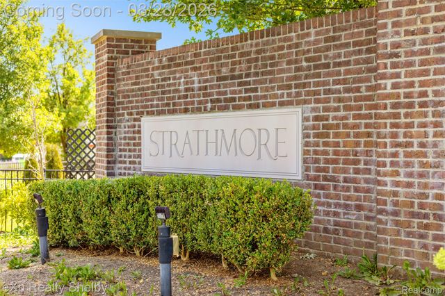 56626 Leeds Lane, Macomb Township, MI 48042