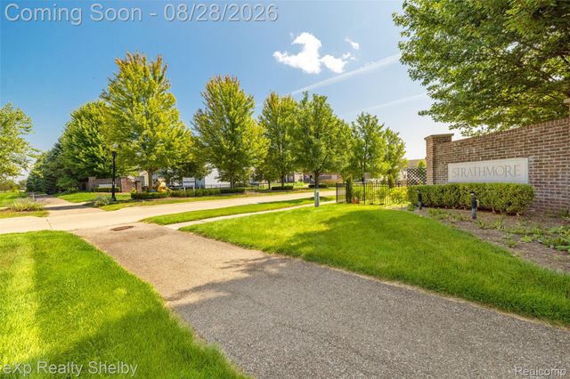 56626 Leeds Lane, Macomb Township, MI 48042