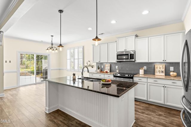 124 Warren Lake Road, Aberdeen, NC 28315