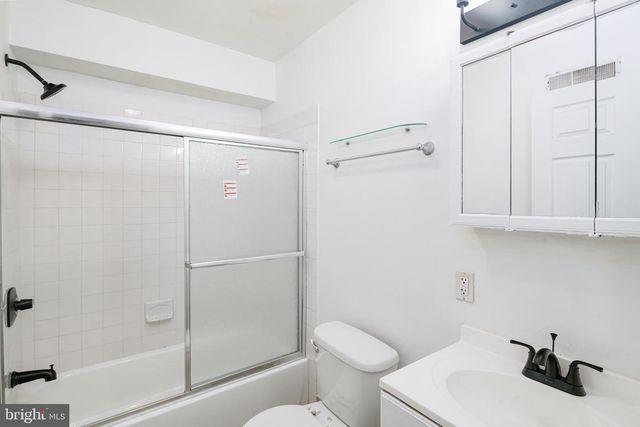 305 N 41ST ST, Philadelphia, PA 19104