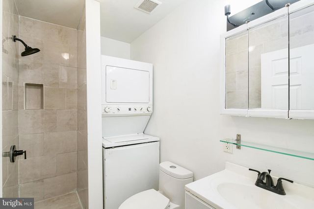 305 N 41ST ST, Philadelphia, PA 19104