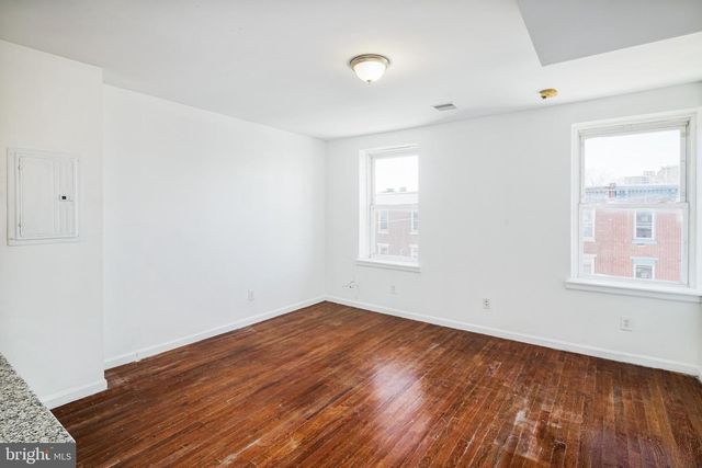 305 N 41ST ST, Philadelphia, PA 19104