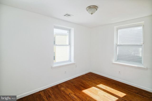 305 N 41ST ST, Philadelphia, PA 19104