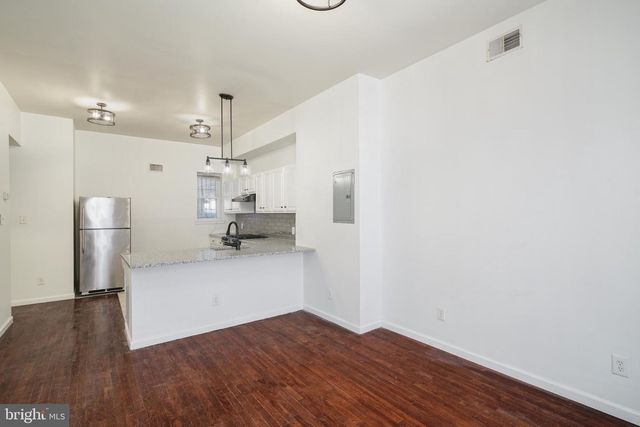 305 N 41ST ST, Philadelphia, PA 19104