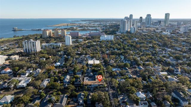 410 12TH AVENUE NE 10, St Petersburg, FL 33701