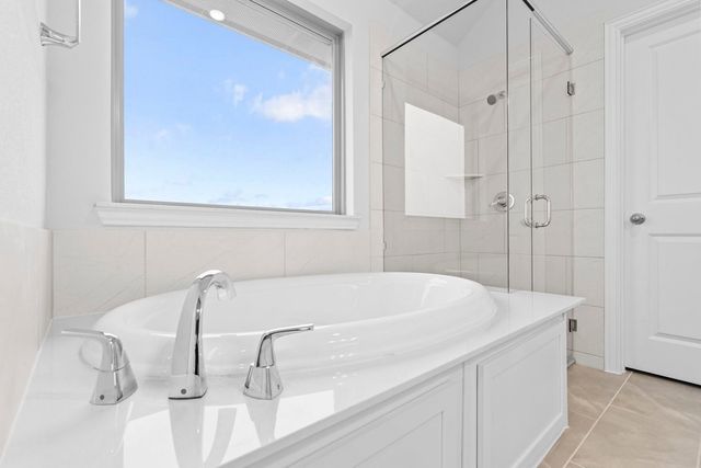 3953 Avendale, Heartland, TX 75114