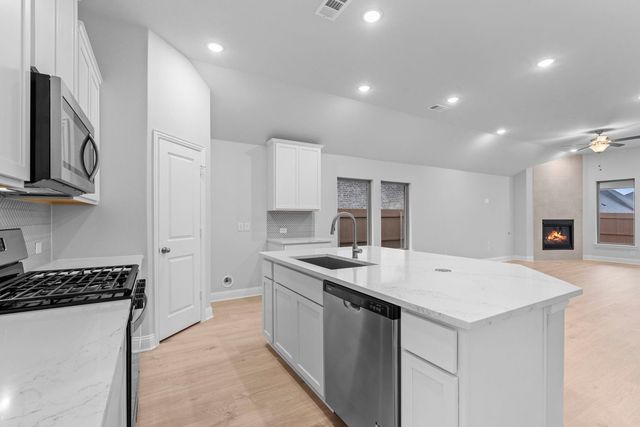 3953 Avendale, Heartland, TX 75114