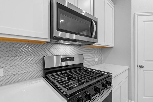 3953 Avendale, Heartland, TX 75114