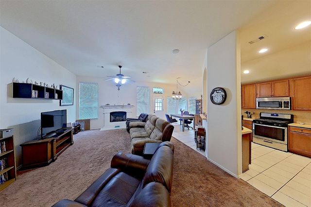 282 Sunset Path S, Conroe, TX 77316
