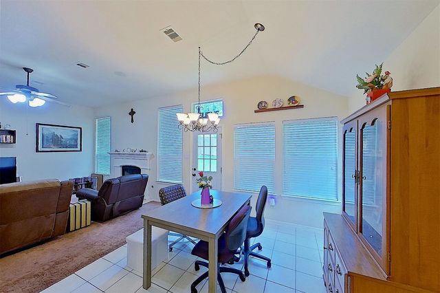282 Sunset Path S, Conroe, TX 77316
