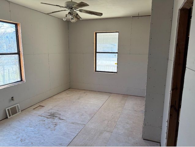 1027 E Lamar Street, Sherman, TX 75090