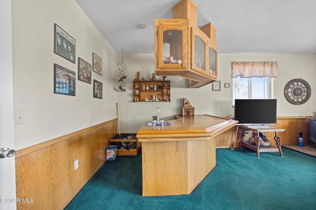 28360 Burning Tree Drive, Tehachapi, CA 93561