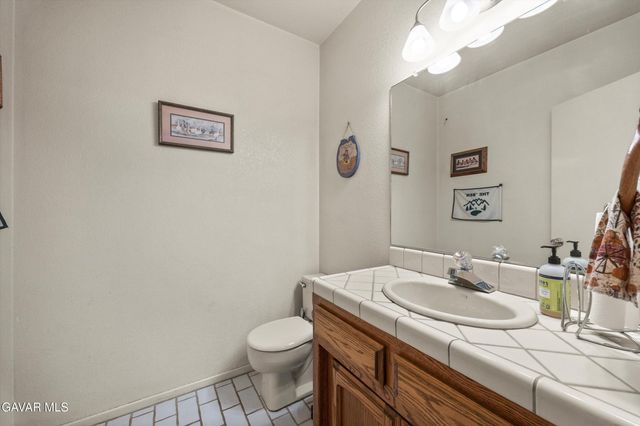 28360 Burning Tree Drive, Tehachapi, CA 93561