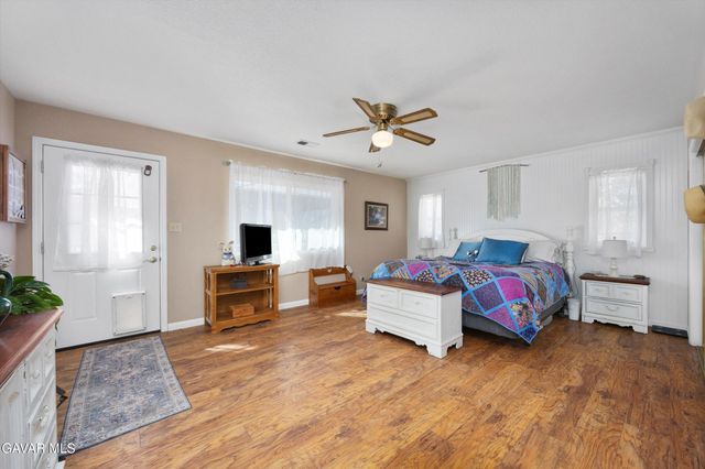 28360 Burning Tree Drive, Tehachapi, CA 93561