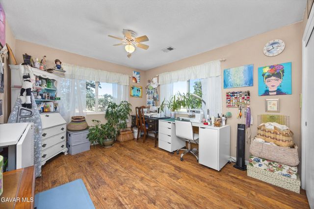 28360 Burning Tree Drive, Tehachapi, CA 93561