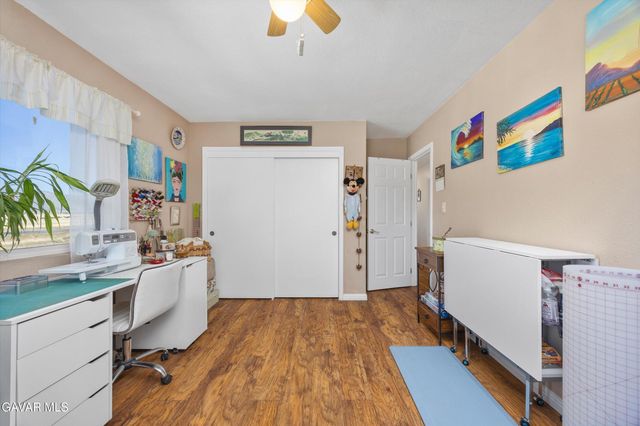 28360 Burning Tree Drive, Tehachapi, CA 93561