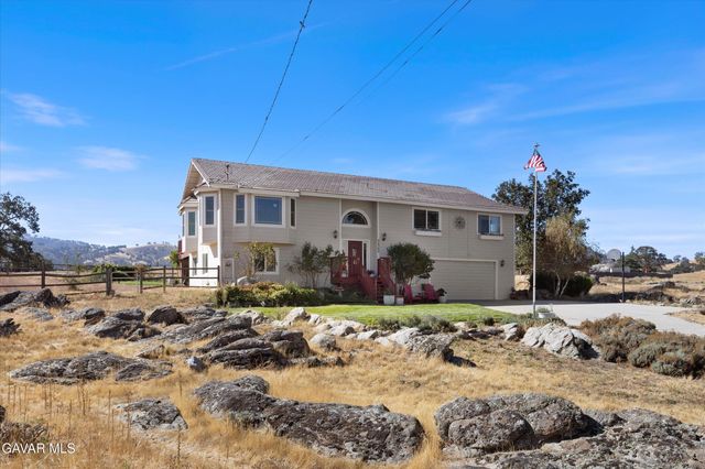 28360 Burning Tree Drive, Tehachapi, CA 93561