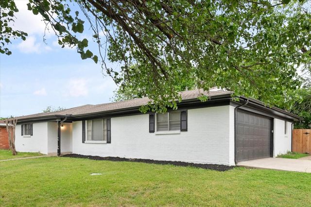 7821 Regency Lane, Fort Worth, TX 76134