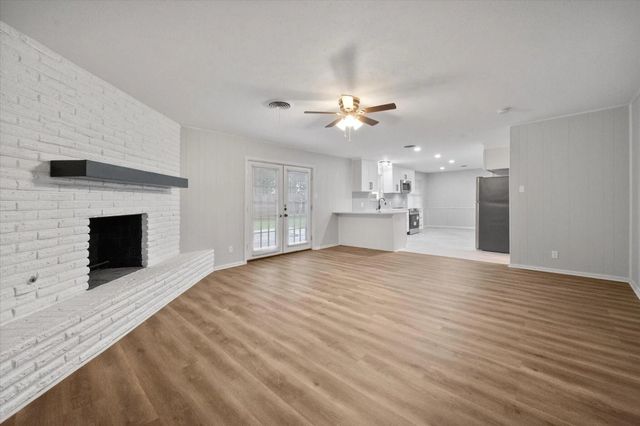 7821 Regency Lane, Fort Worth, TX 76134