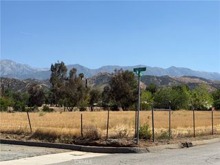 35392 Mountain View, Yucaipa, CA 92399