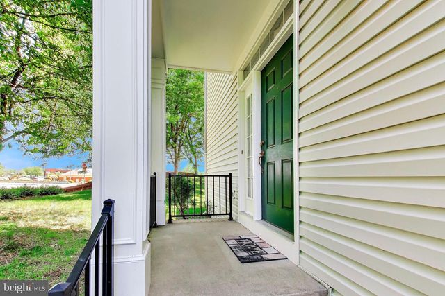 3546 MOON WAY, Woodbridge, VA 22193