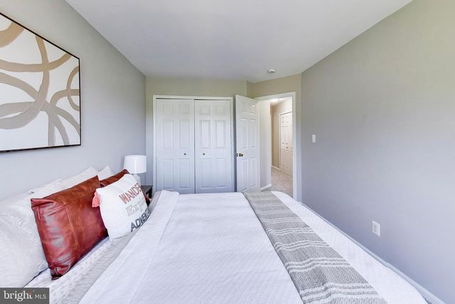 3546 MOON WAY, Woodbridge, VA 22193