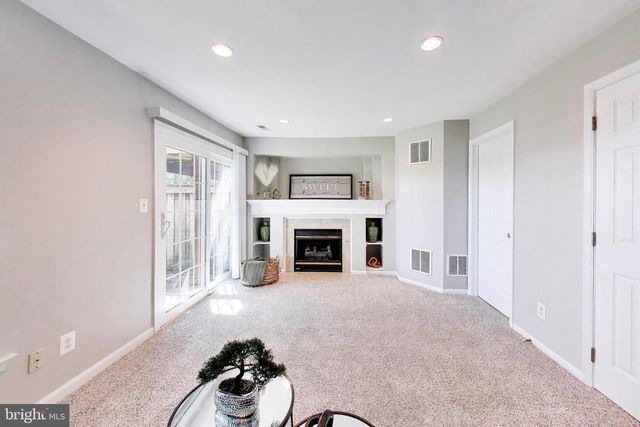 3546 MOON WAY, Woodbridge, VA 22193