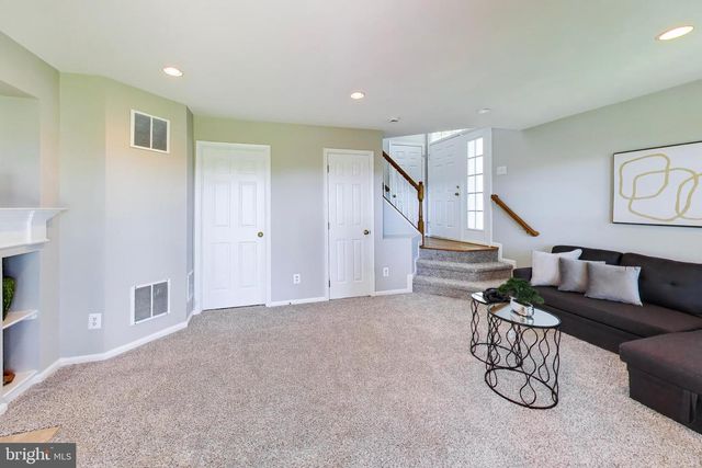 3546 MOON WAY, Woodbridge, VA 22193