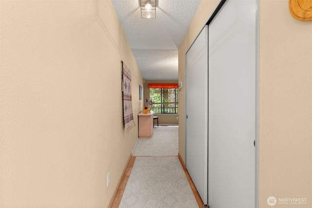 1111 S 249th Place, Des Moines, WA 98198