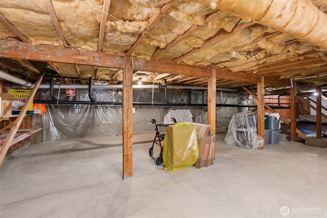 1111 S 249th Place, Des Moines, WA 98198