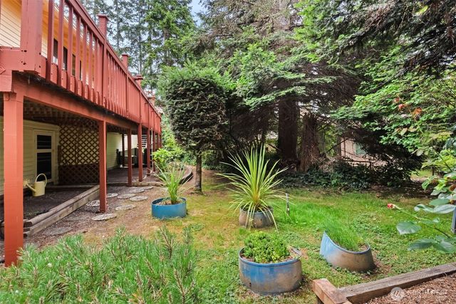 1111 S 249th Place, Des Moines, WA 98198