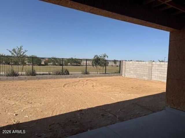 19024 W MARYLAND Avenue, Waddell, AZ 85355