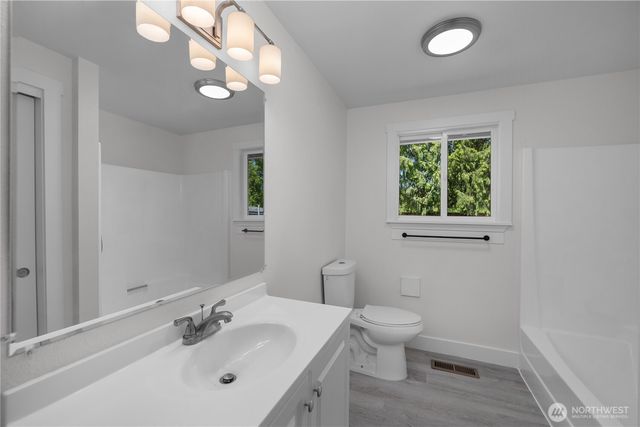 4104 SW 60th AVE, Olympia, WA 98512