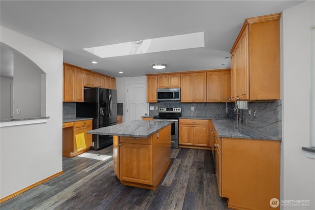 4104 SW 60th AVE, Olympia, WA 98512