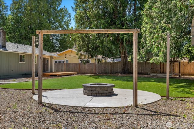 4104 SW 60th AVE, Olympia, WA 98512